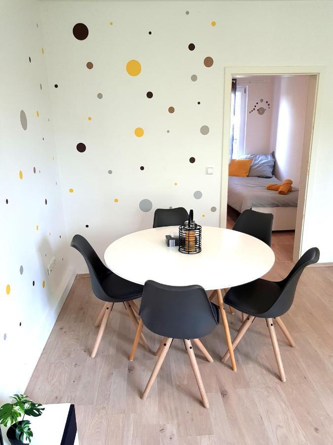 Theox No 3 Fur 5 Personen Mit Balkon Apartamento Duisburgo Exterior foto